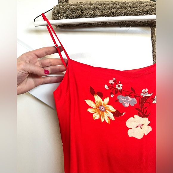 Capulet Red Dress - Picture 3 of 6